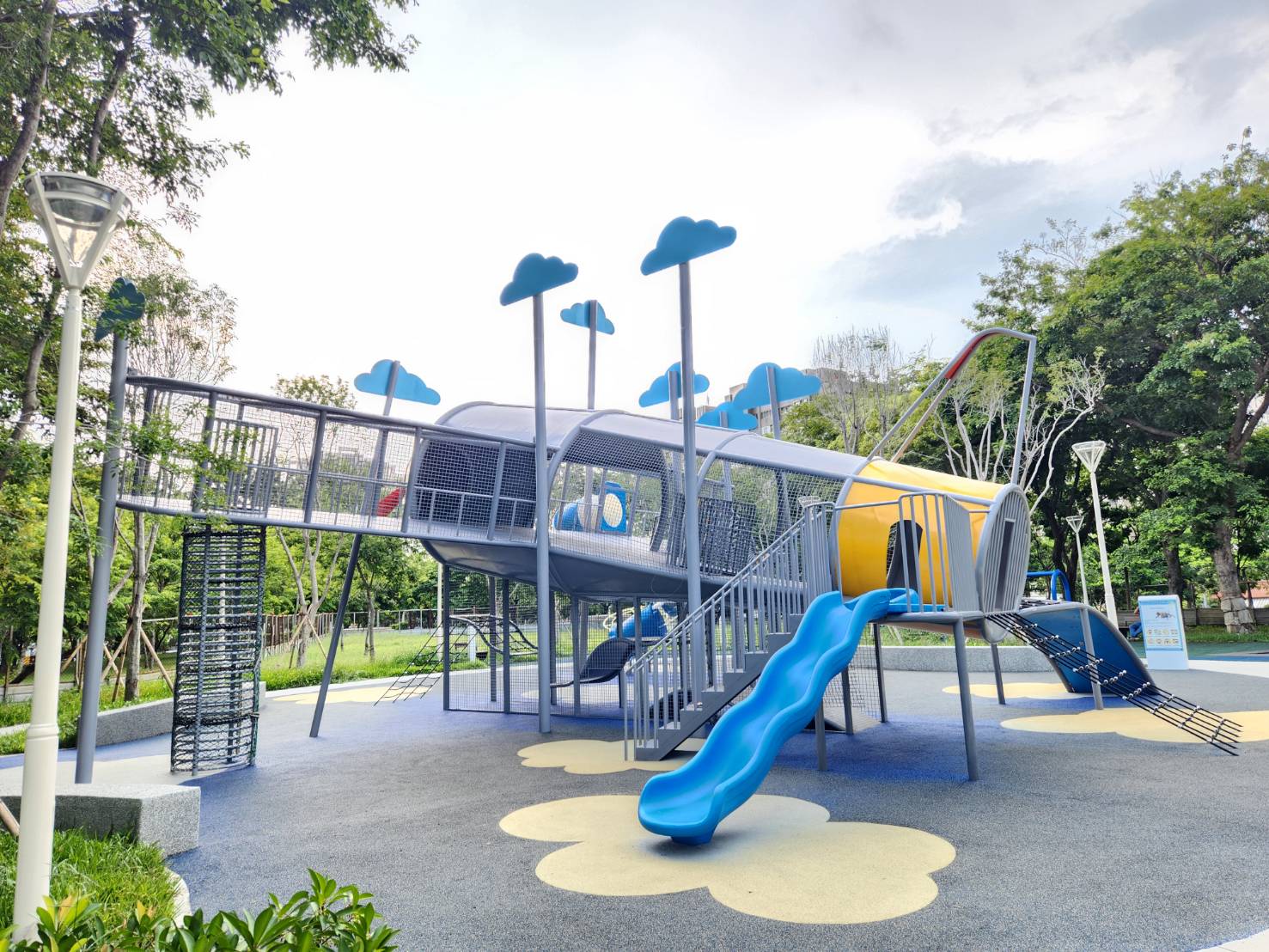 右昌飛機公園的第3張圖片